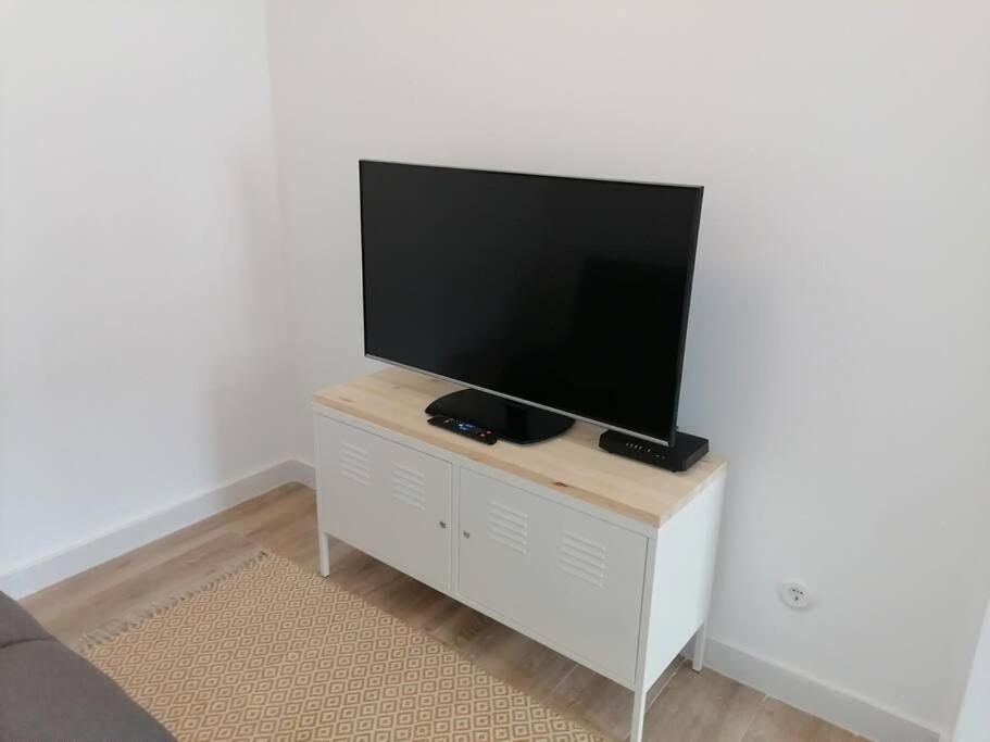 Apartamento Completamente Equipado Centro Ferrol Exteriör bild